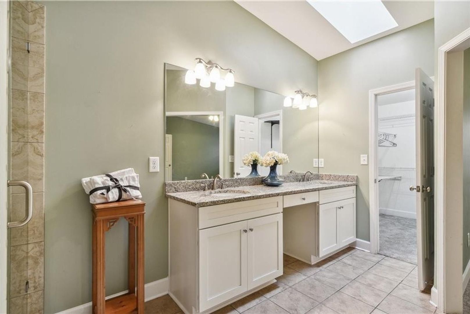 Building Photo - 4660 Hanstedt Trce