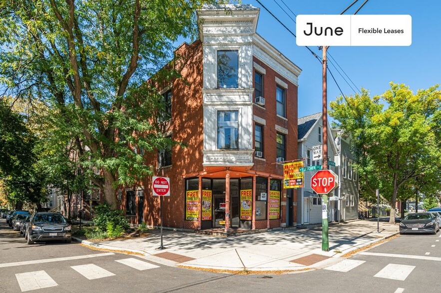 Building Photo - 3134 N Southport Ave