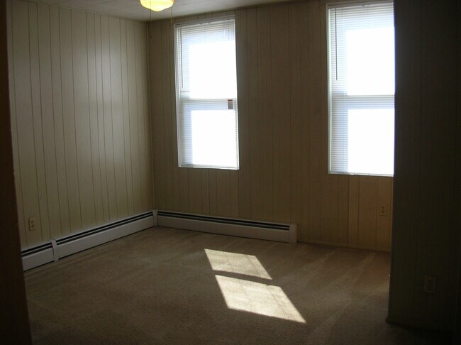 Building Photo - 408 Taylor St