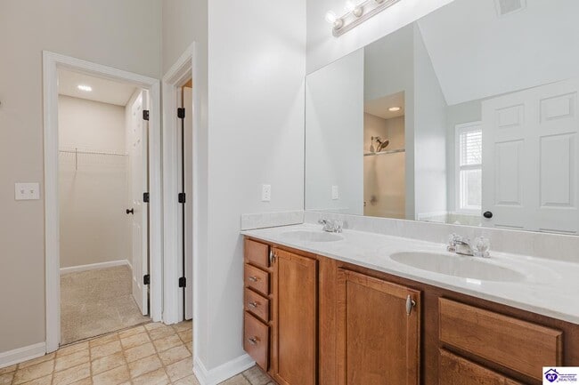 Building Photo - 212 Berkshire Ave