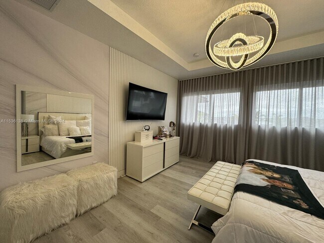 Building Photo - 8865 NW 160th Ter