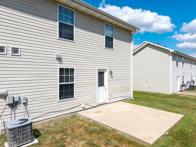 Building Photo - 5718 Canaveral Dr