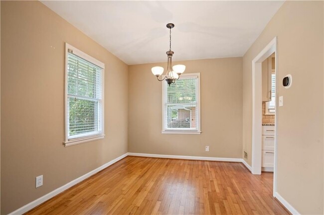 Building Photo - 914 Willivee Dr