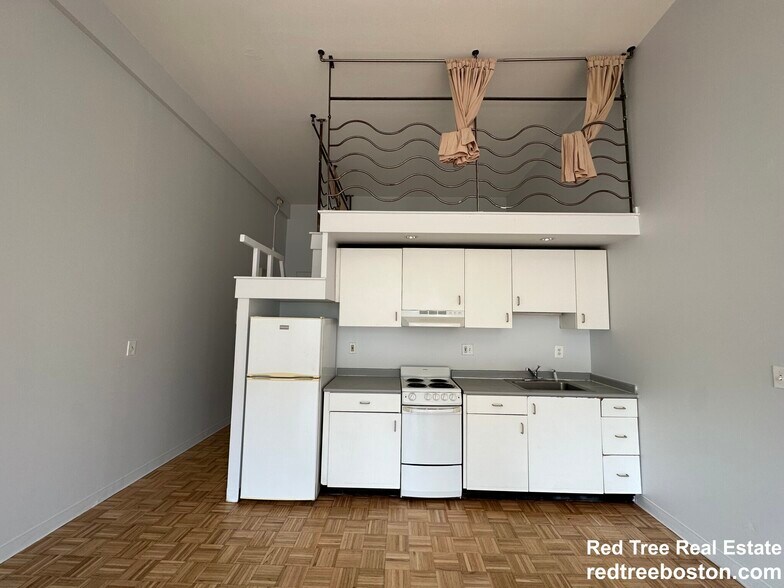 Building Photo - 61 Brookline Ave