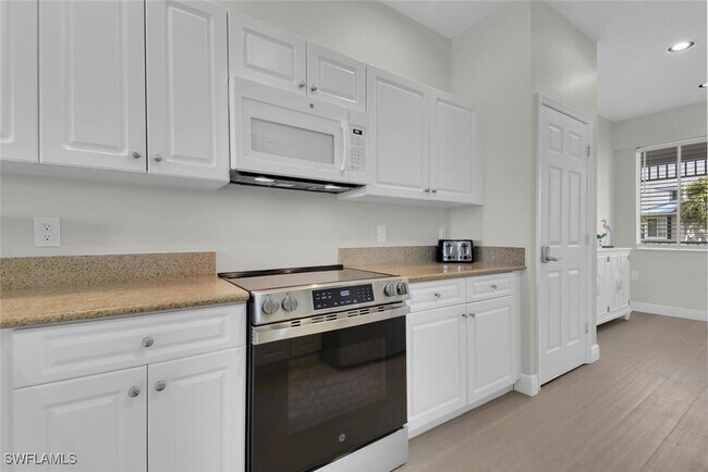 Building Photo - 7925 Mahogany Run Ln