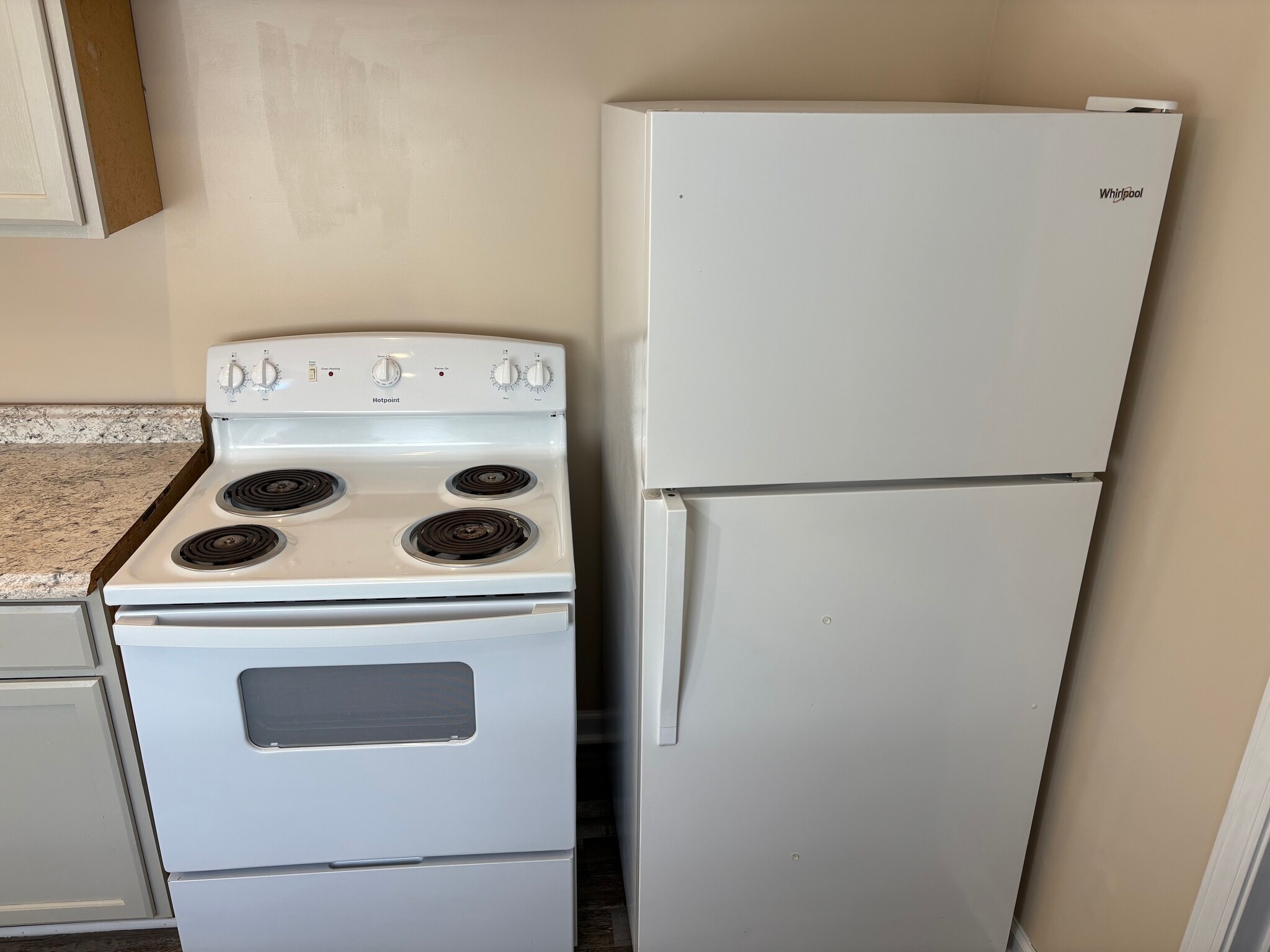 Building Photo - 310 Walnut St