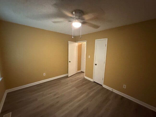 Building Photo - 109 Fairhaven Ct