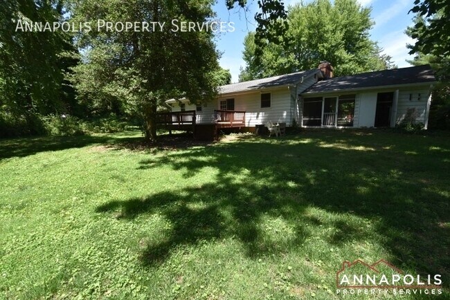 Building Photo - 817 Cedarcroft Dr