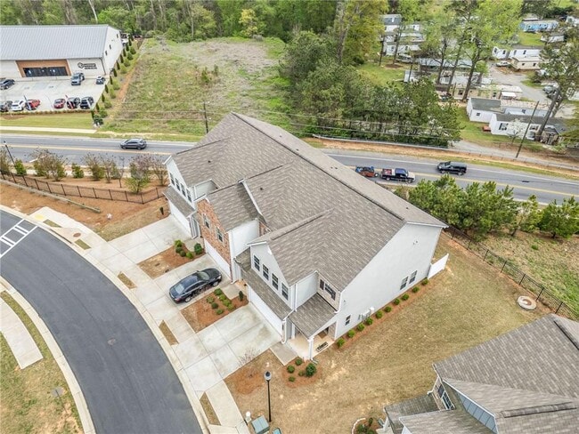 Building Photo - 175 Madison Bend