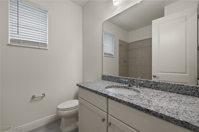 Building Photo - 8880 Redonda Dr