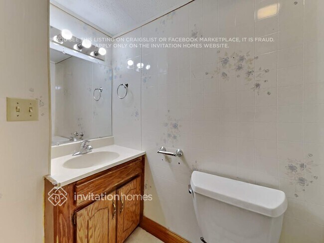 Building Photo - 7081 Quantico Ln N