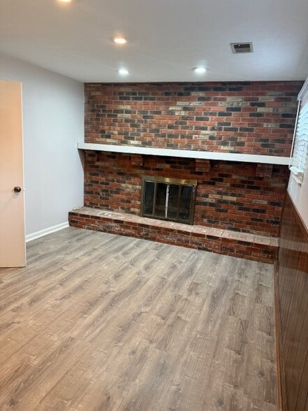 Building Photo - 5705 Stone Bluff Rd