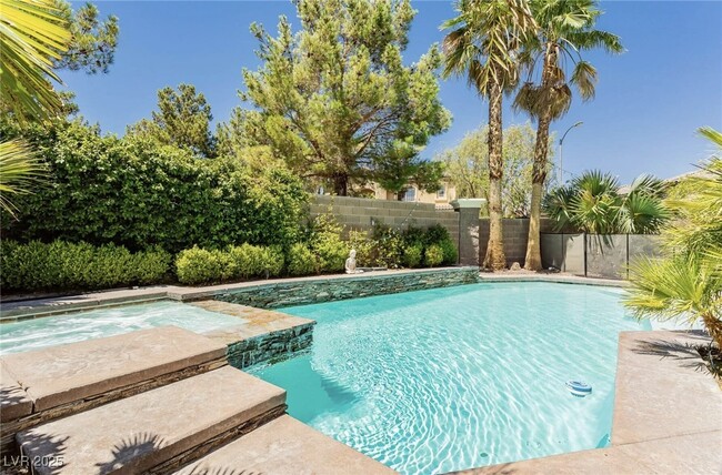 Building Photo - 11575 Zagarolo Ln