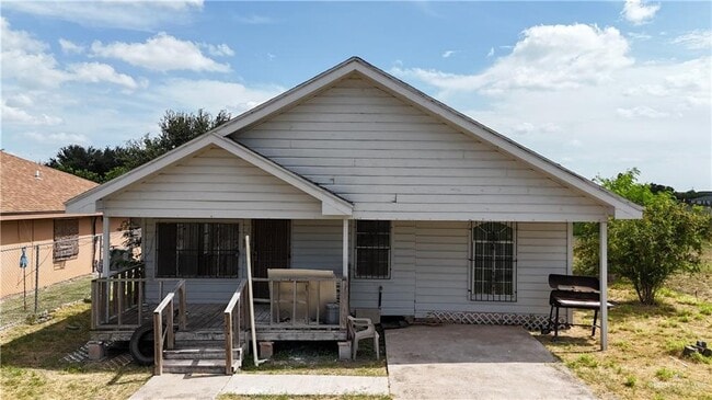 Primary Photo - 1002 W Hayes Ave
