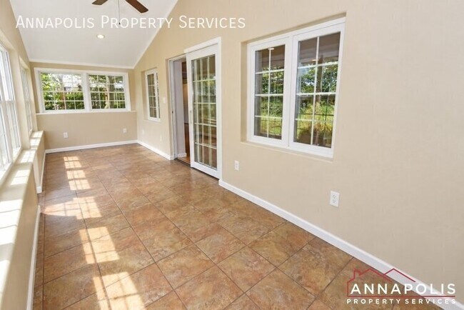 Building Photo - 1229 Blue Ridge Pl