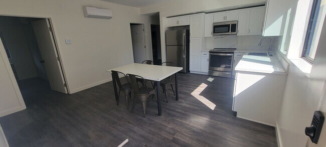 Building Photo - Newly Renovated Building , with new applia...