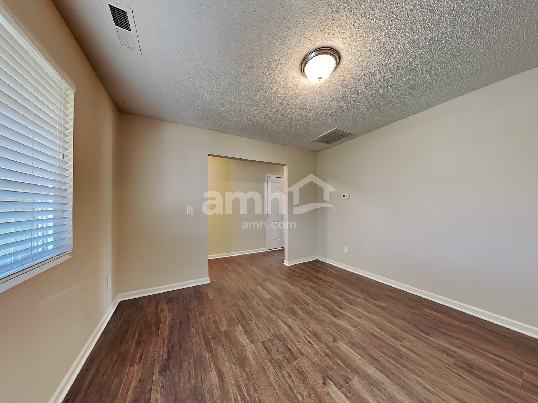 Building Photo - 806 Topsail Dr