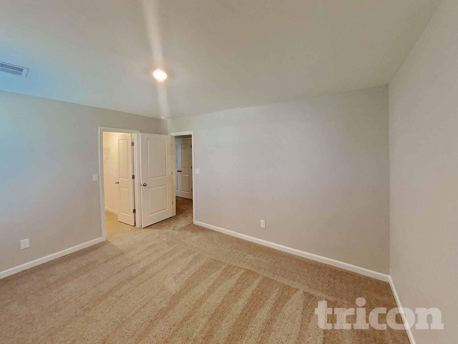 Building Photo - 2355 Whisperwood St