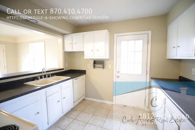 Building Photo - 1812 Rich Rd