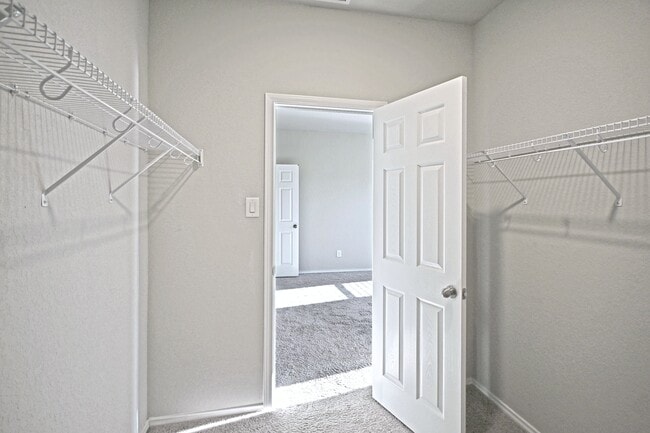 Building Photo - 1409 Coffee Tree Dr