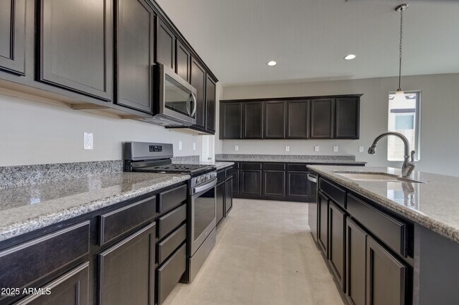 Building Photo - 22505 E Via Las Brisas