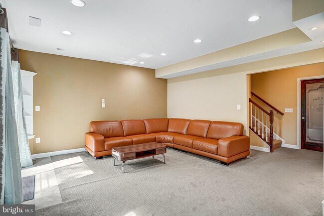 Building Photo - 4202 Kenna Ct