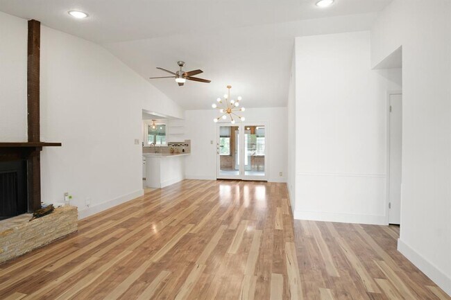 Building Photo - 8507 Spearman Dr