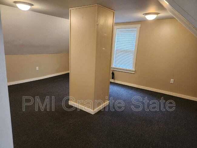 Building Photo - 61 Kinsley St