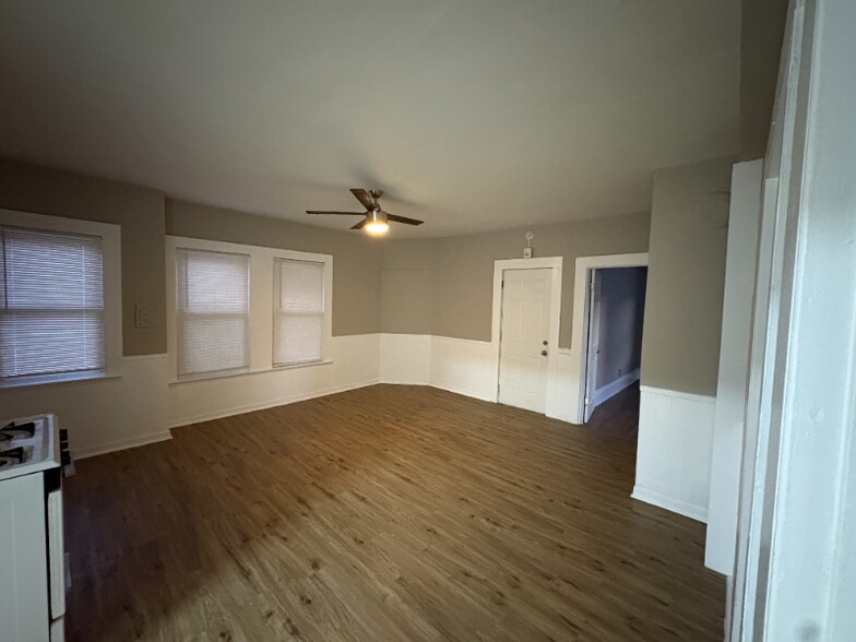 Building Photo - 58 Dwight St