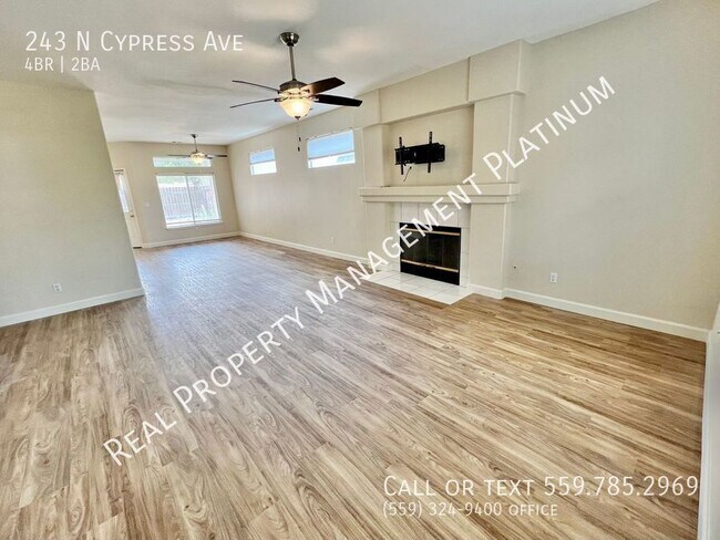 Building Photo - 243 N Cypress Ave