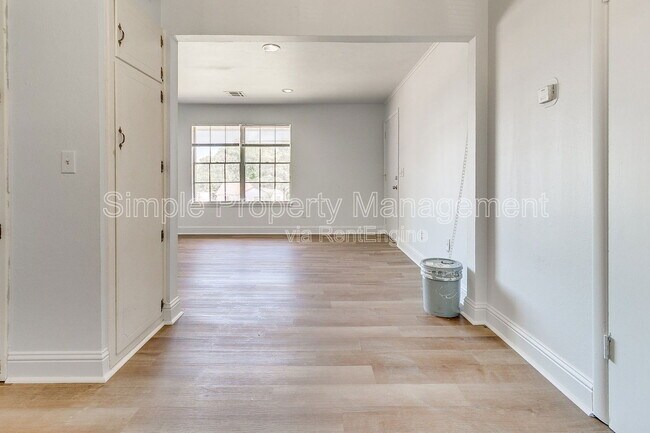 Building Photo - 2934 NW 32nd St