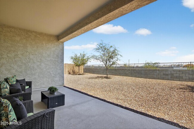 Building Photo - 3405 S 183rd Dr