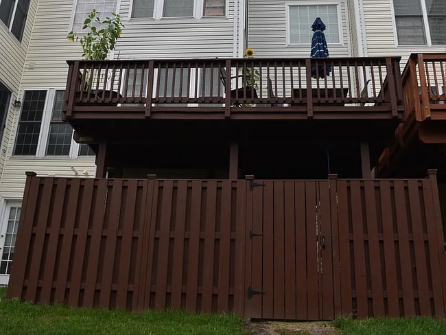 Building Photo - 2460 Terra Cotta Cir