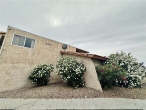 Building Photo - 3620 Ala Dr