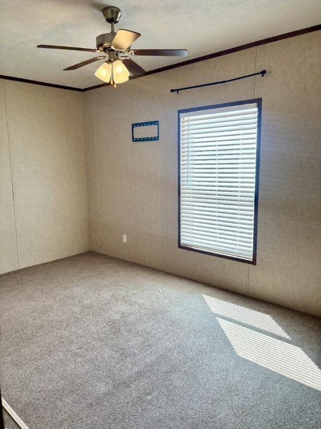 Building Photo - 150 Private Road 1610
