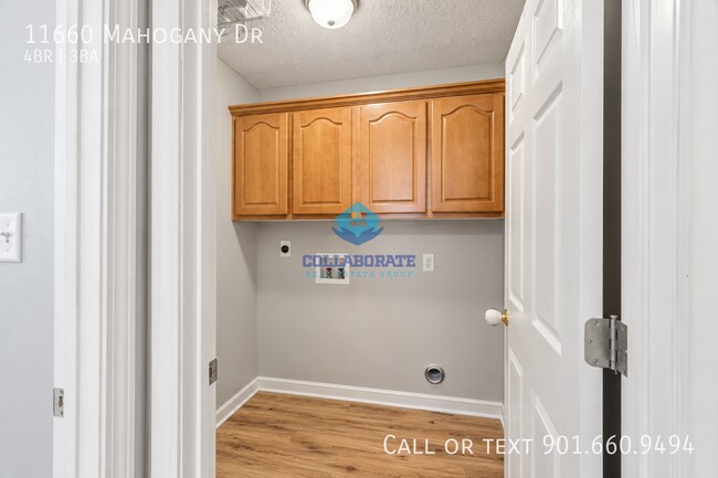 Building Photo - 11660 Mahogany Dr