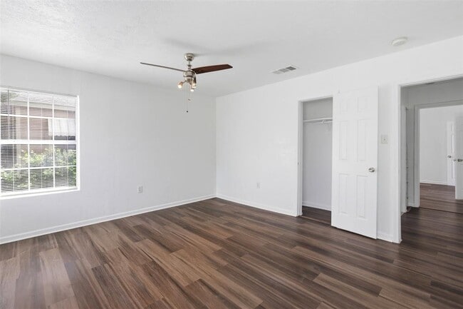 Building Photo - 206 Oscar St