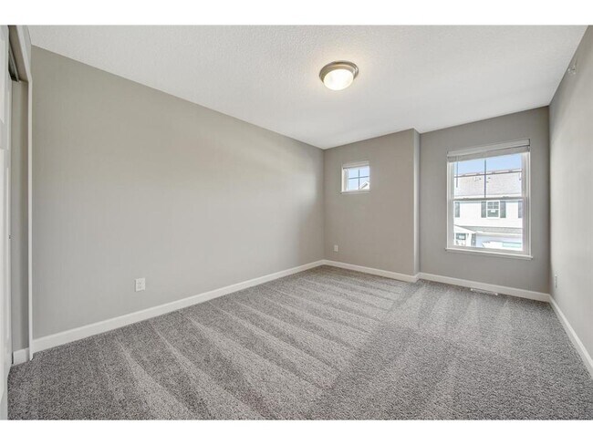 Building Photo - 10518 Weston Wy N