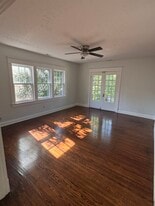 Building Photo - 1333 Castlewood Ave