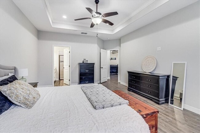 Building Photo - 3833 Pennine Way