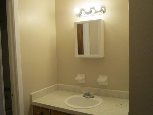Building Photo - 106 Valencia Dr