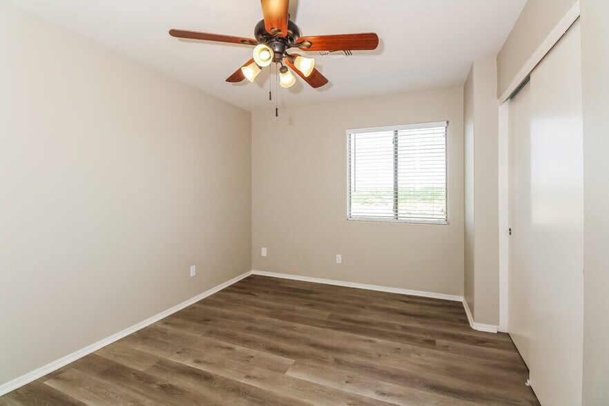 Building Photo - 60333 E Black Crest Loop