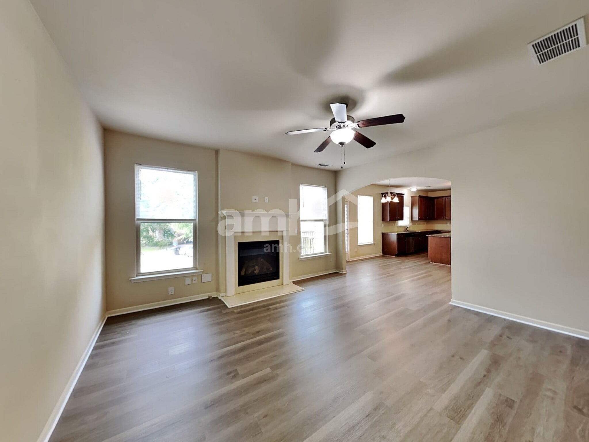 Building Photo - 491 Twain Cir