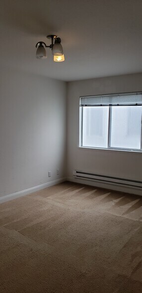 Building Photo - 363 3rd Ave