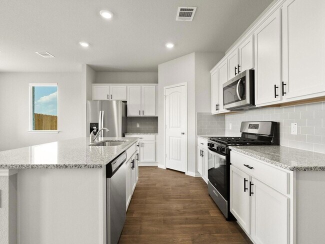 Building Photo - 108 Windmill Palm Dr