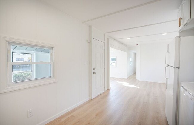 Building Photo - 2401 Westfield St