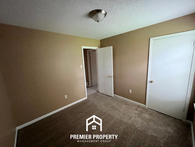 Building Photo - Spacious 4BR/2BA Whitehaven Home | 1,701 Sq Ft, Brick Fireplace & Quiet Cove