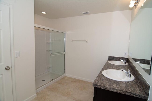 Building Photo - 3116 Yellowstone Cir