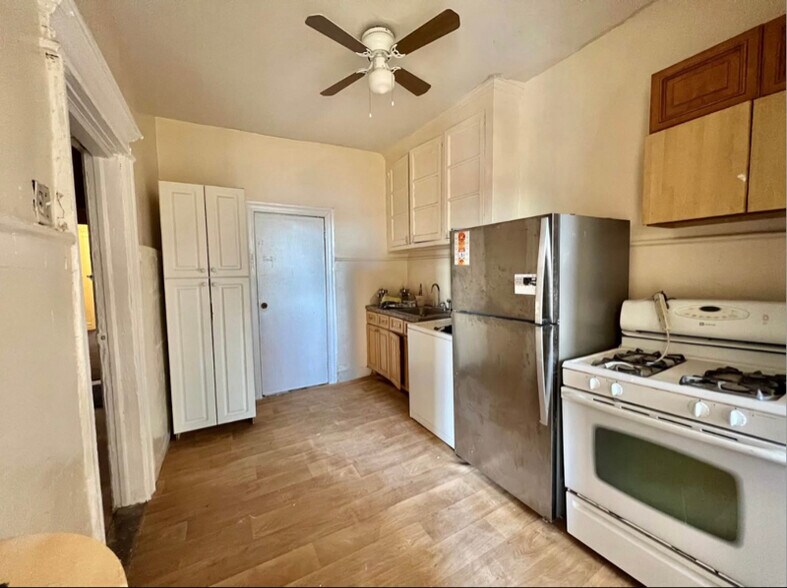 Building Photo - 1624 Pitkin Ave