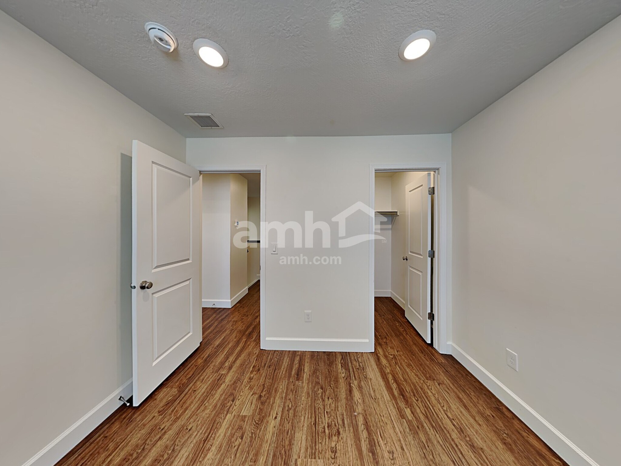 Building Photo - 4347 N Morgan Way